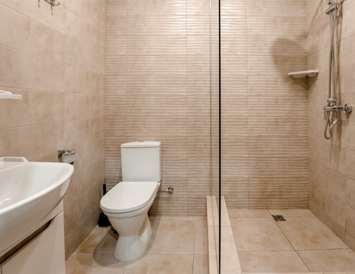 Стандарт 3-местный вид на бассейн 5 этаж - Отель «Голден Резорт»